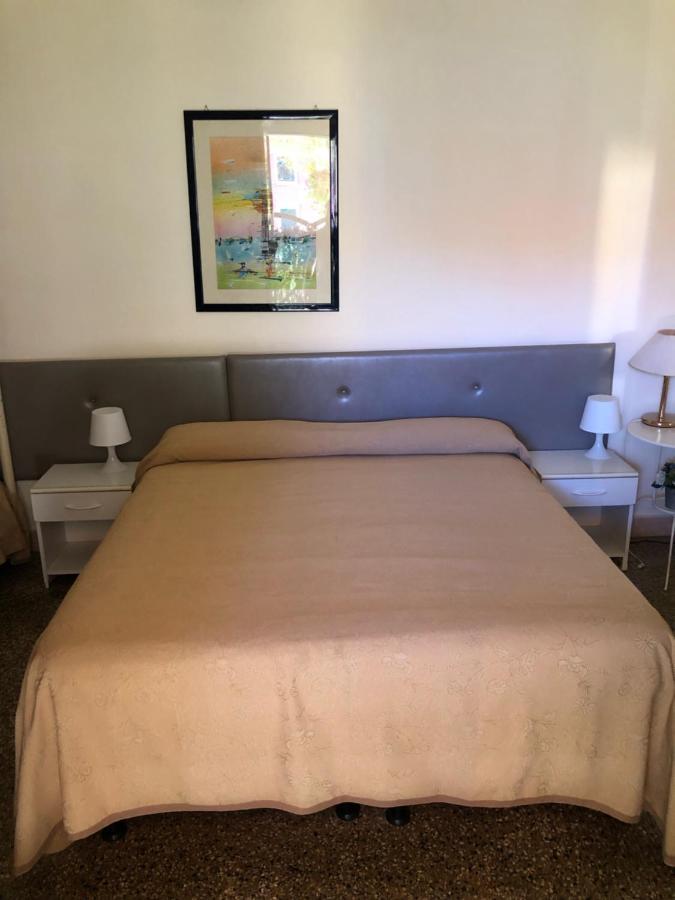 Hotel Azzurro Varazze Kültér fotó