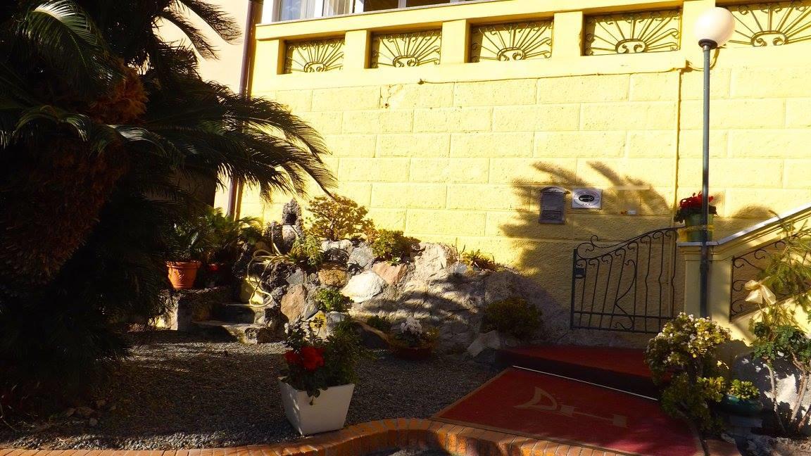 Hotel Azzurro Varazze Kültér fotó