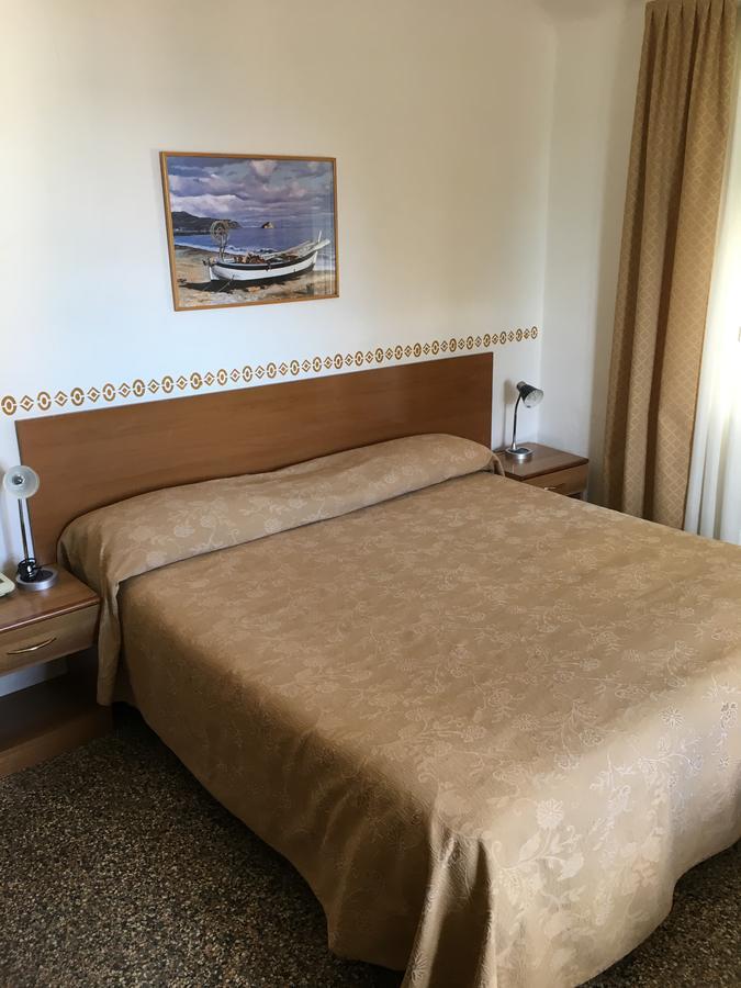 Hotel Azzurro Varazze Kültér fotó